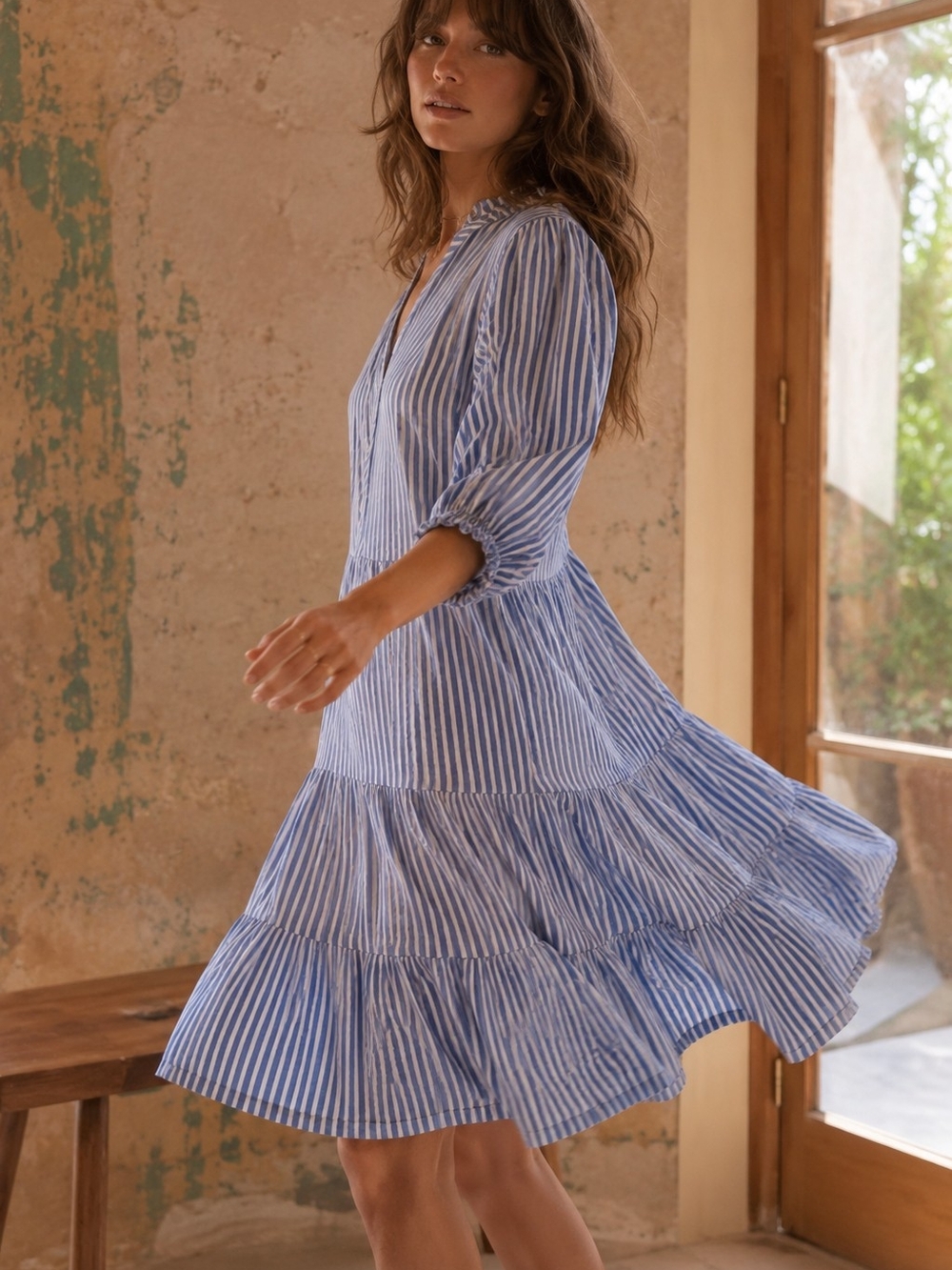 Monteau Los Angeles Blue & White Striped Tiered Midi Dress – Like New